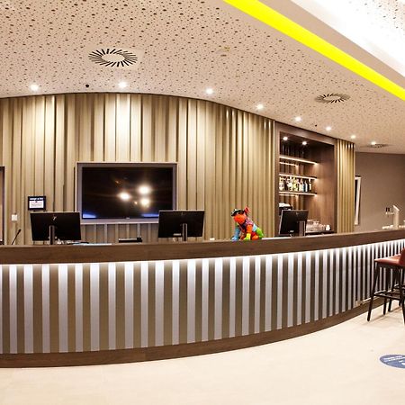 Hampton By Hilton Munich Airport South Otel Hallbergmoos Dış mekan fotoğraf