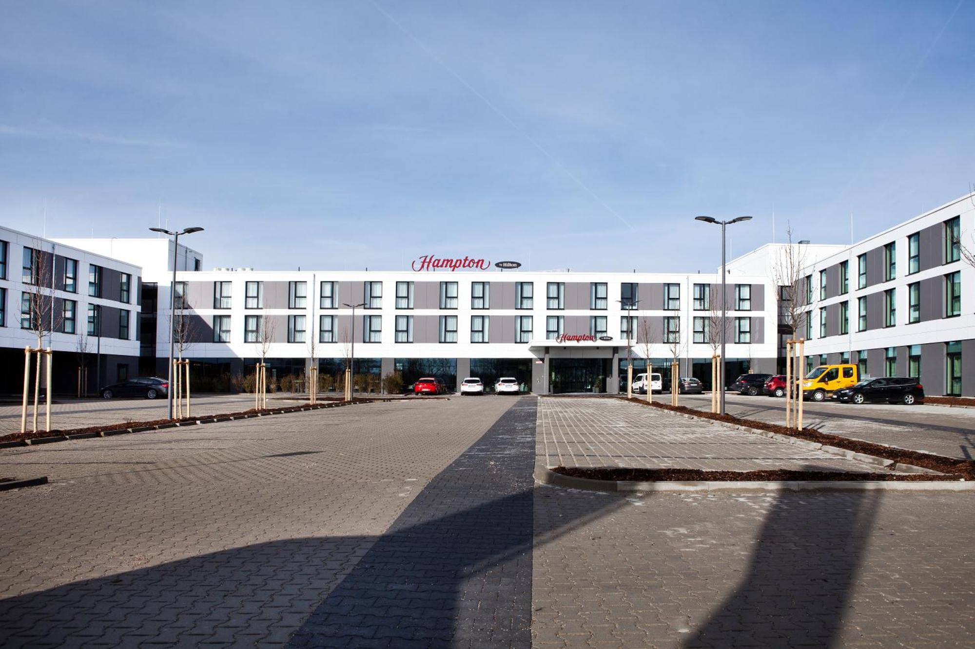 Hampton By Hilton Munich Airport South Otel Hallbergmoos Dış mekan fotoğraf